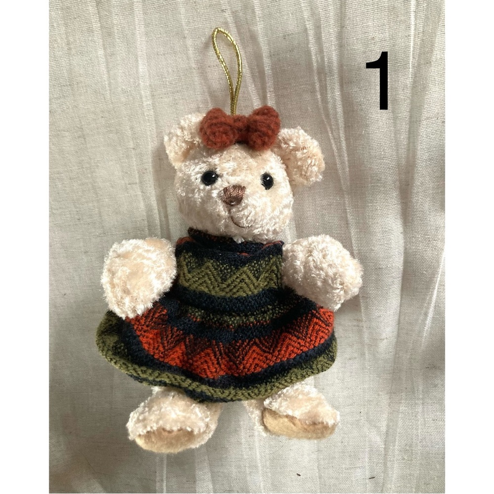 🎁 FREE Plush Holiday Ornament with Purchase! 🎁 - Picture 3 of 13